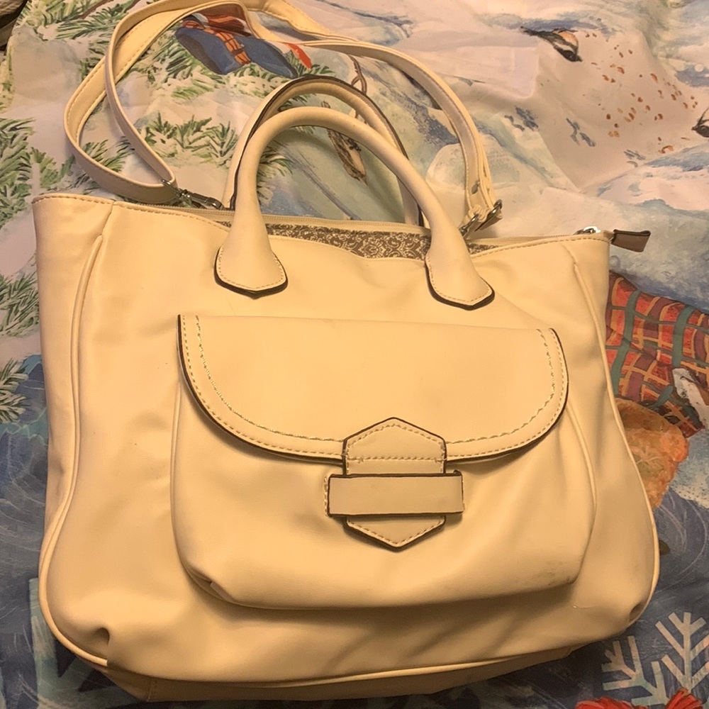 Handbag with shoulder strap